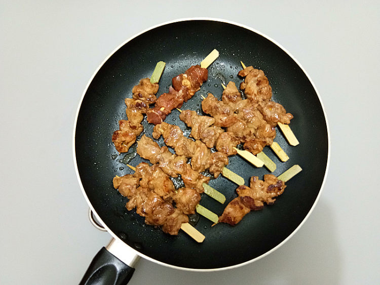 孜然鸭肉串