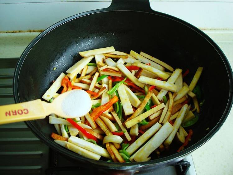 杏鲍菇炒香干