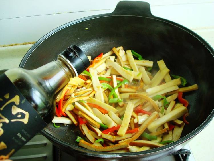 杏鲍菇炒香干