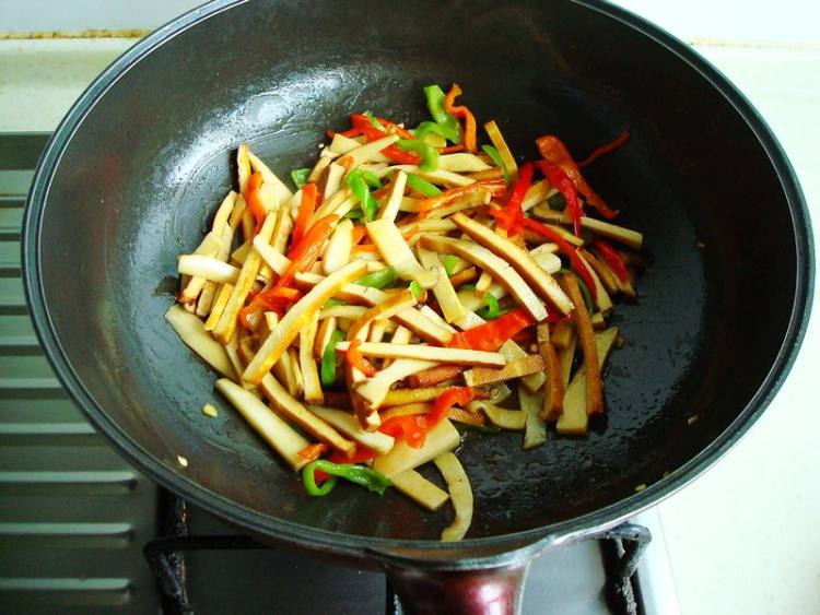 杏鲍菇炒香干