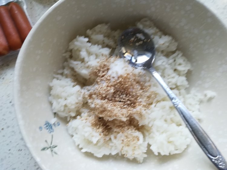 香肠饭团