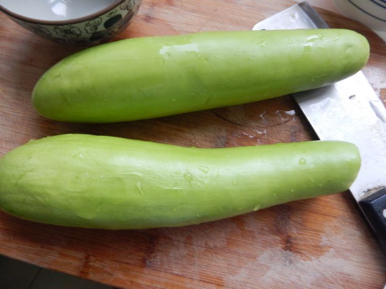 青茄子金针菇煲