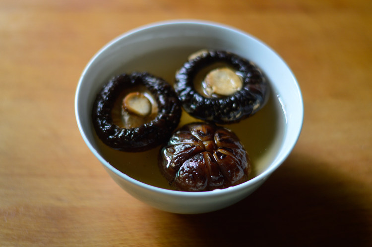香菇肉酱拌面