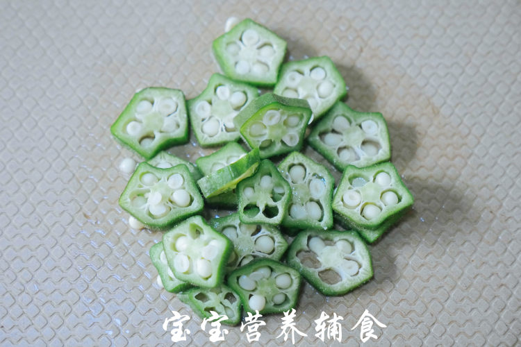 宝宝辅食-番茄菌菇秋