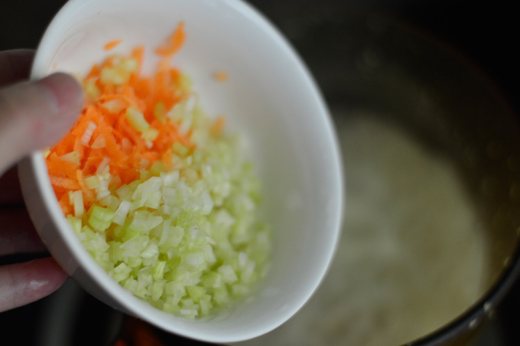 胡萝卜芹菜鸡肉粥（辅