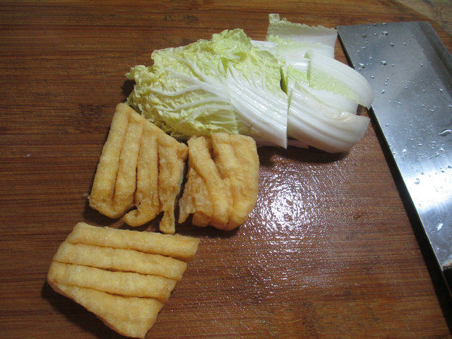兰花豆干娃娃菜刀削面