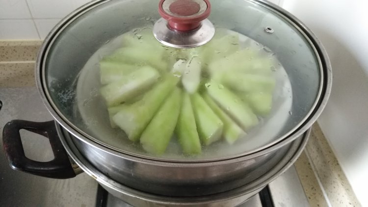 蒜蓉粉丝蒸丝瓜