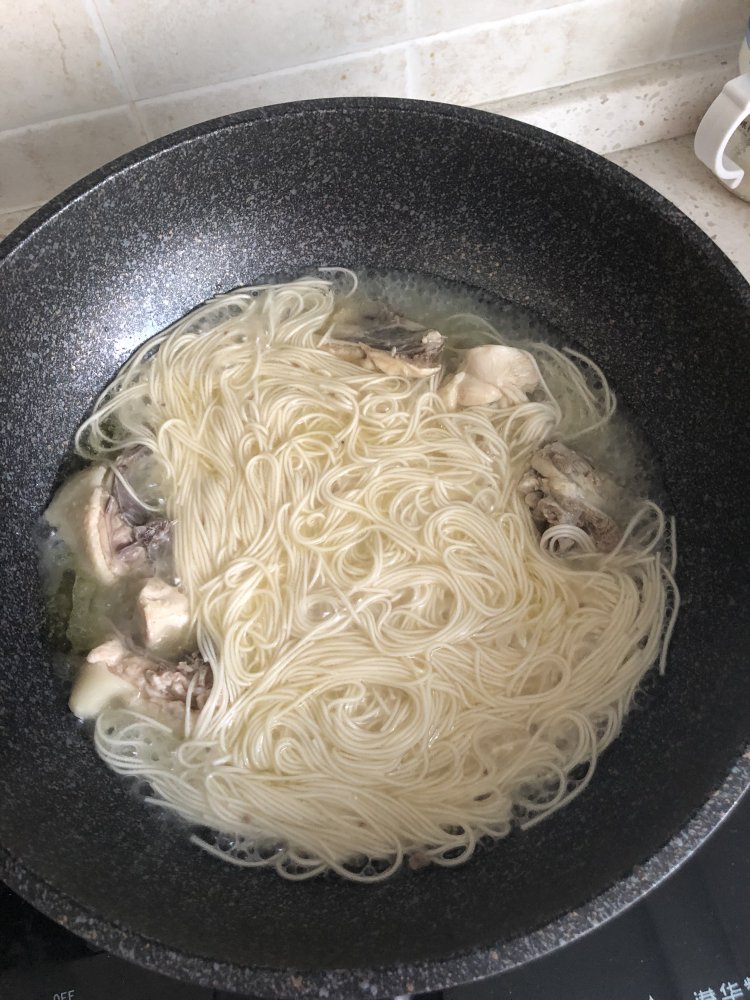 白鸡面