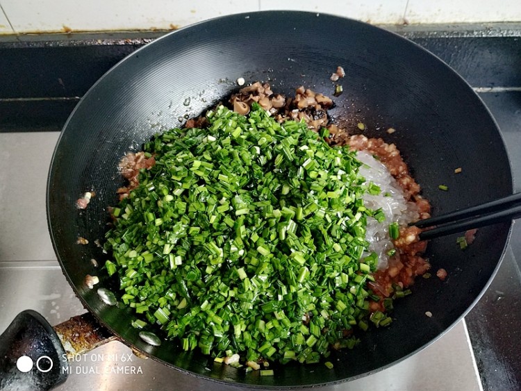 韭菜肉馅生煎饺