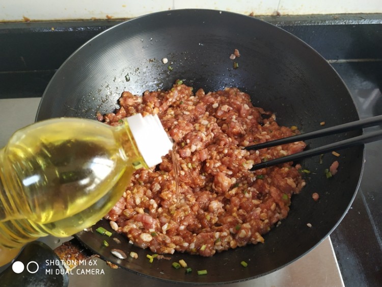 韭菜肉馅生煎饺