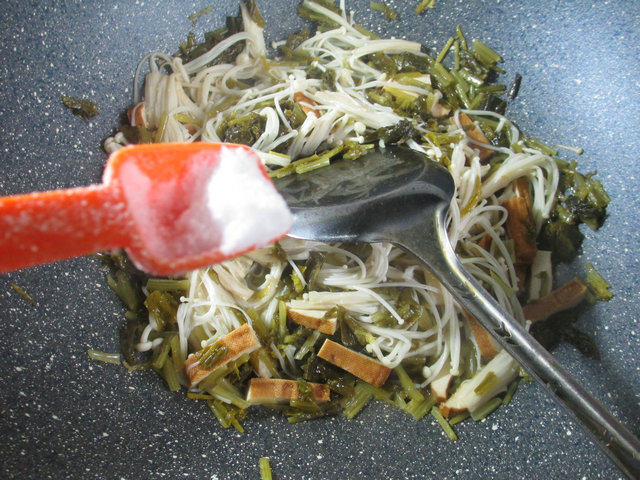 香干雪菜炒金针菇