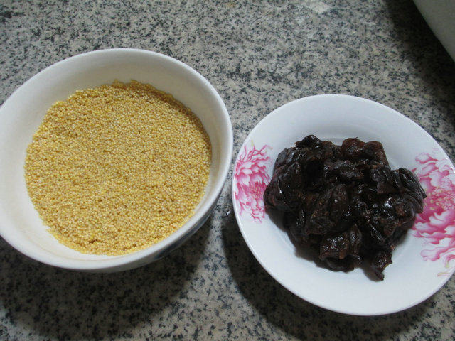 桂圆小米粥