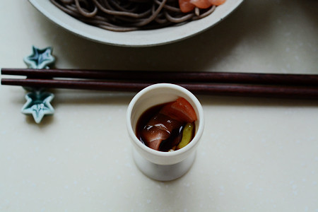三文鱼荞麦面