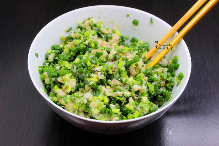 香葱鲜肉包子