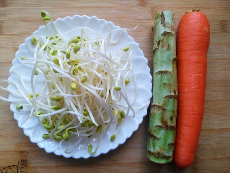 素炒黄豆芽